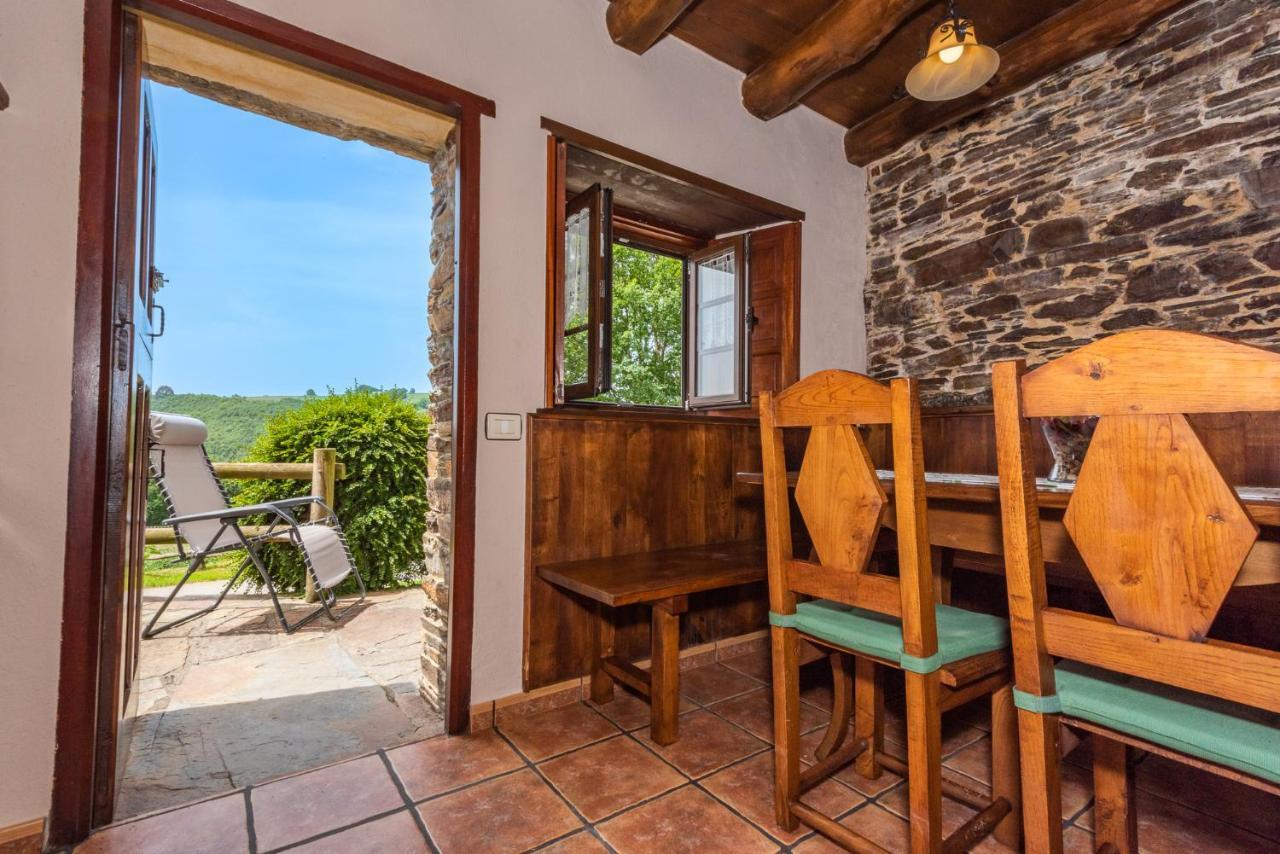 Apartamentos Rurales Casa Riveras Santa Eulalia de Oscos Exteriér fotografie