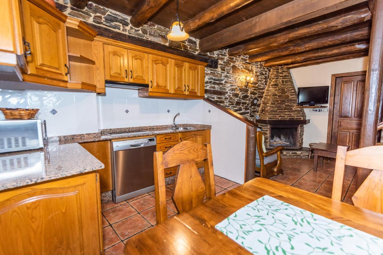 Apartamentos Rurales Casa Riveras Santa Eulalia de Oscos Exteriér fotografie